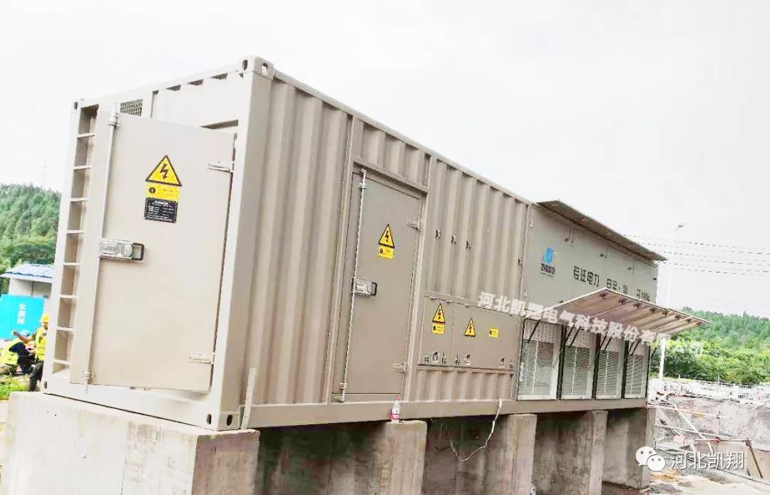 美女内射无套日韩免费播放