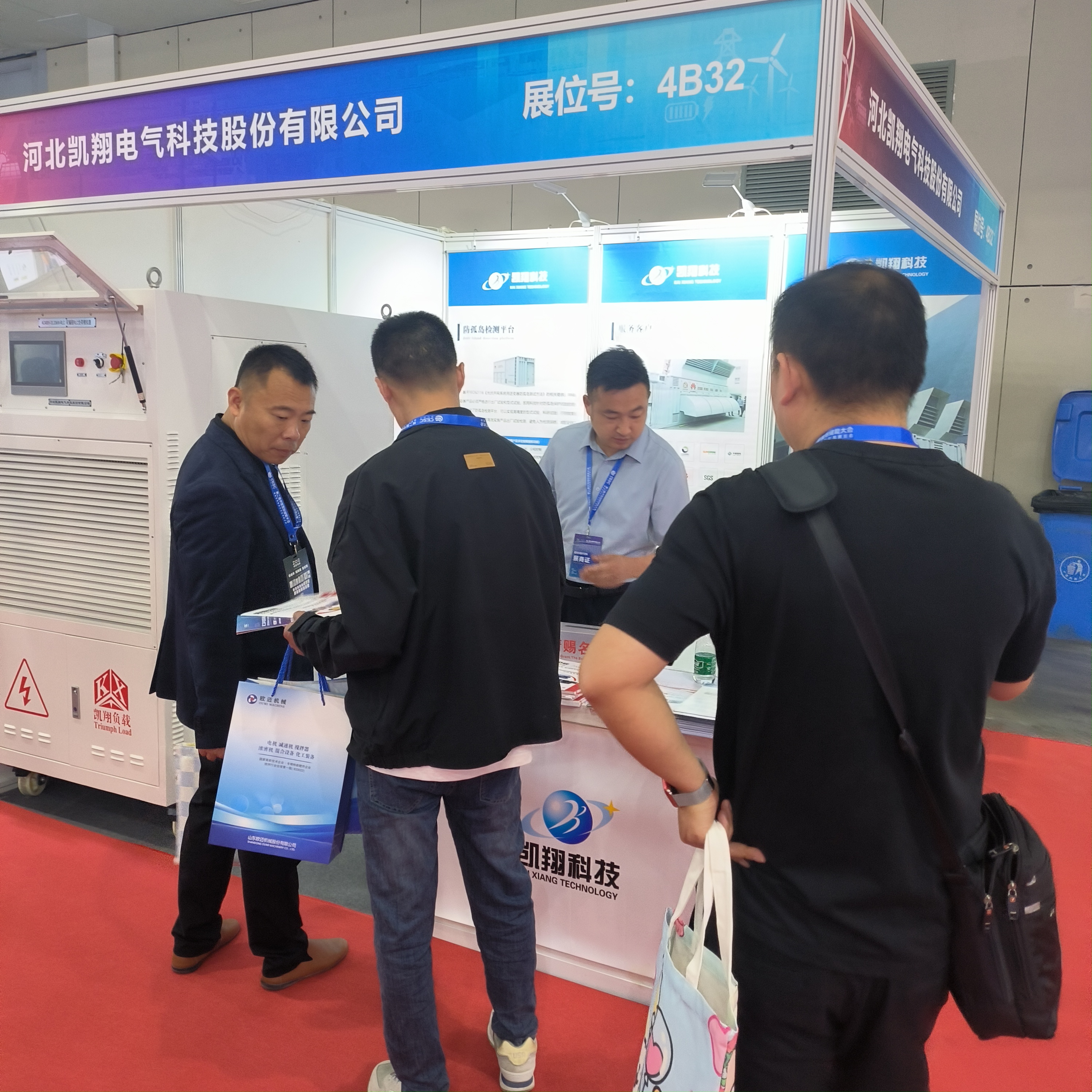 美女内射无套日韩免费播放