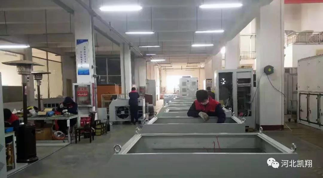 美女内射无套日韩免费播放