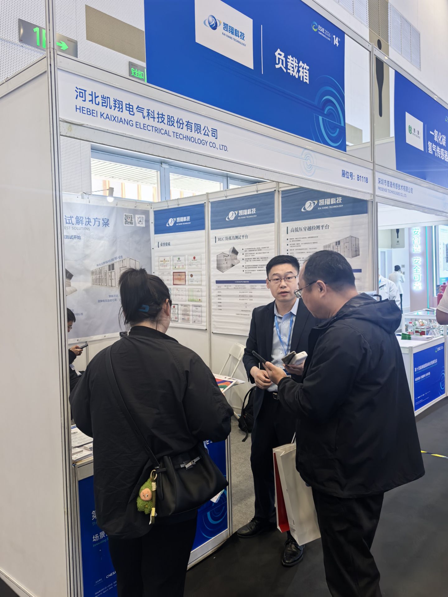 美女内射无套日韩免费播放